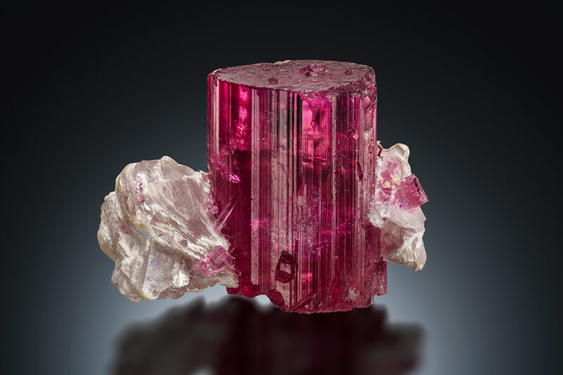 FB002 Elbaite with Muscovite